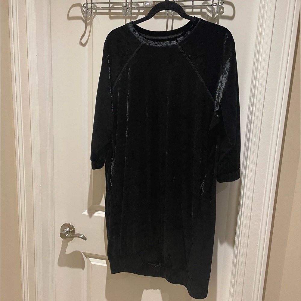 Black Velvet dress by Ayrtight
